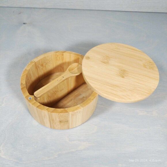BNIB Bamboo spices circular box with rotating lid, encompassed‎ spoon non toxic - Picture 8 of 14